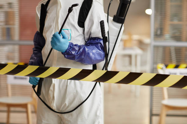 Professional Trauma Scene Cleanup technician working in Edgewood, IN